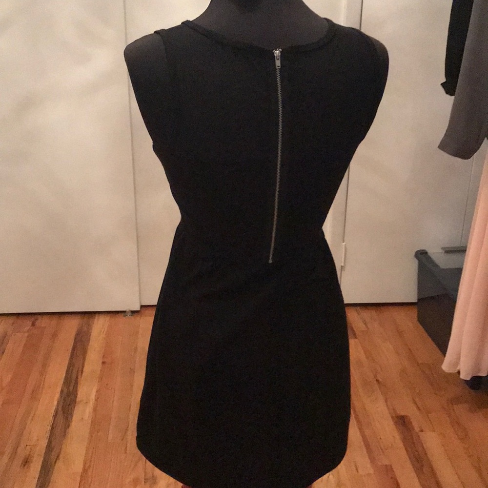 Dress - Picture 2 of 4